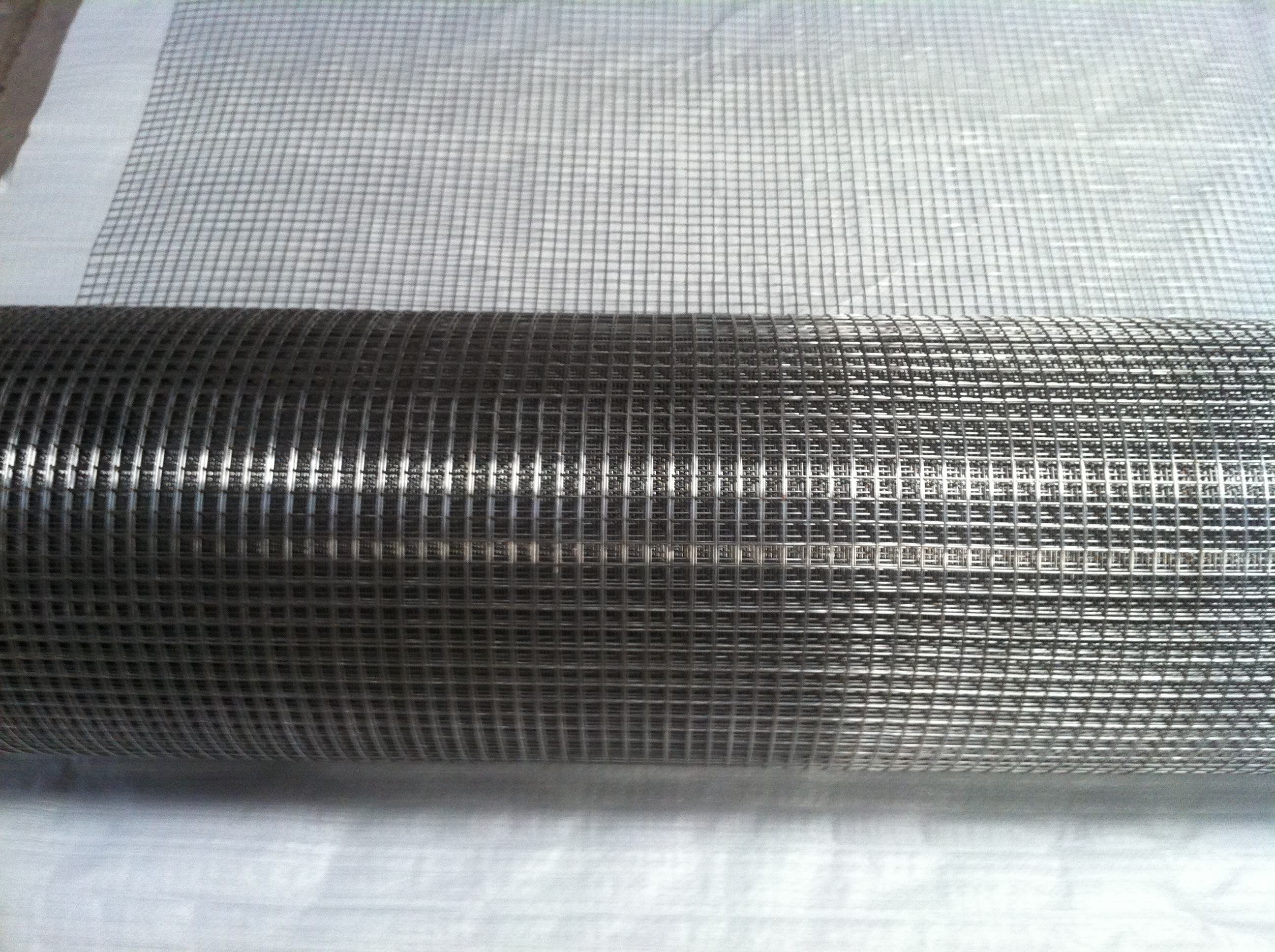 外保溫墻鍍鋅電焊網的特色優勢 外保溫墻鍍鋅電焊網的特色優勢