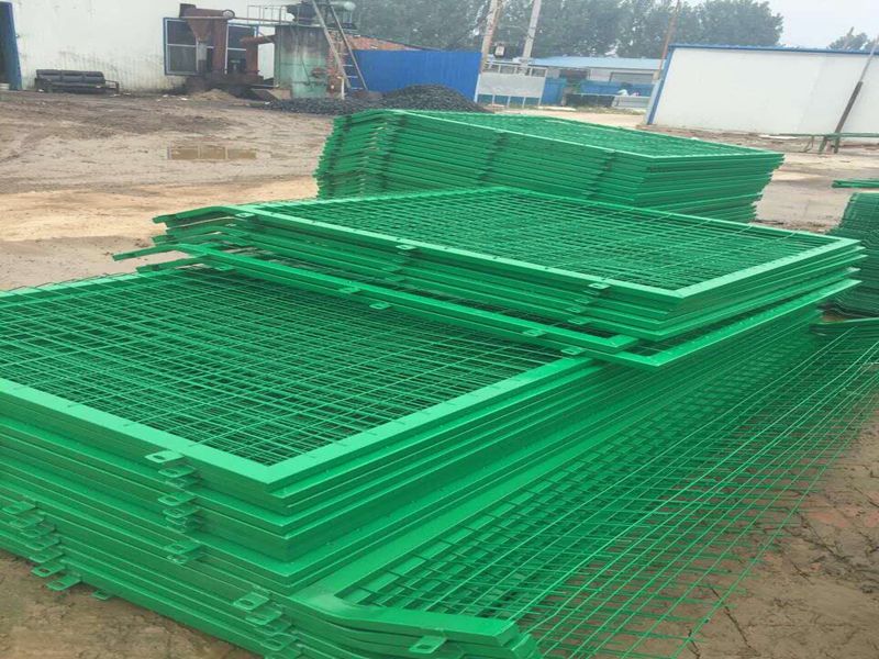 電焊建筑網片在護欄防護中的優勢 電焊建筑網片在護欄防護中的優勢