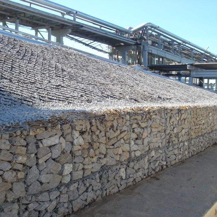 石籠網(wǎng)防護(hù)工程的正確安裝步驟 石籠網(wǎng)防護(hù)工程的正確安裝步驟